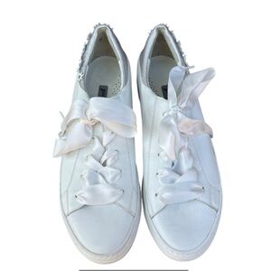 NEW- PAUL GREEN Women's White Sneakers with Ribbon Laces sz 9.5